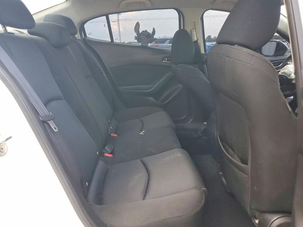 2015 MAZDA 3 Sport/GX