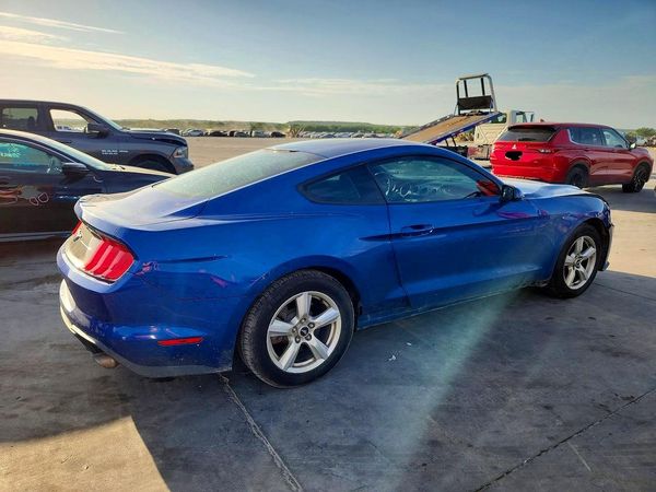 2018 FORD MUSTANG I4 Coupe