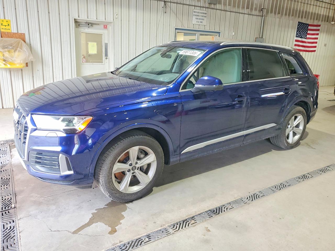 2021 AUDI Q7 quattro Premium Plus