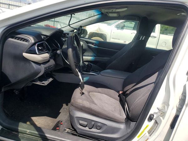 2018 TOYOTA CAMRY LE/SE/XLE/XSE — DENT