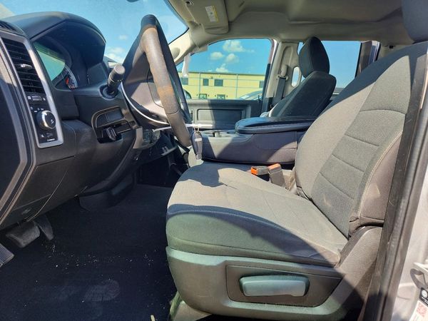 2023 RAM 1500 CLASSIC Tradesman
