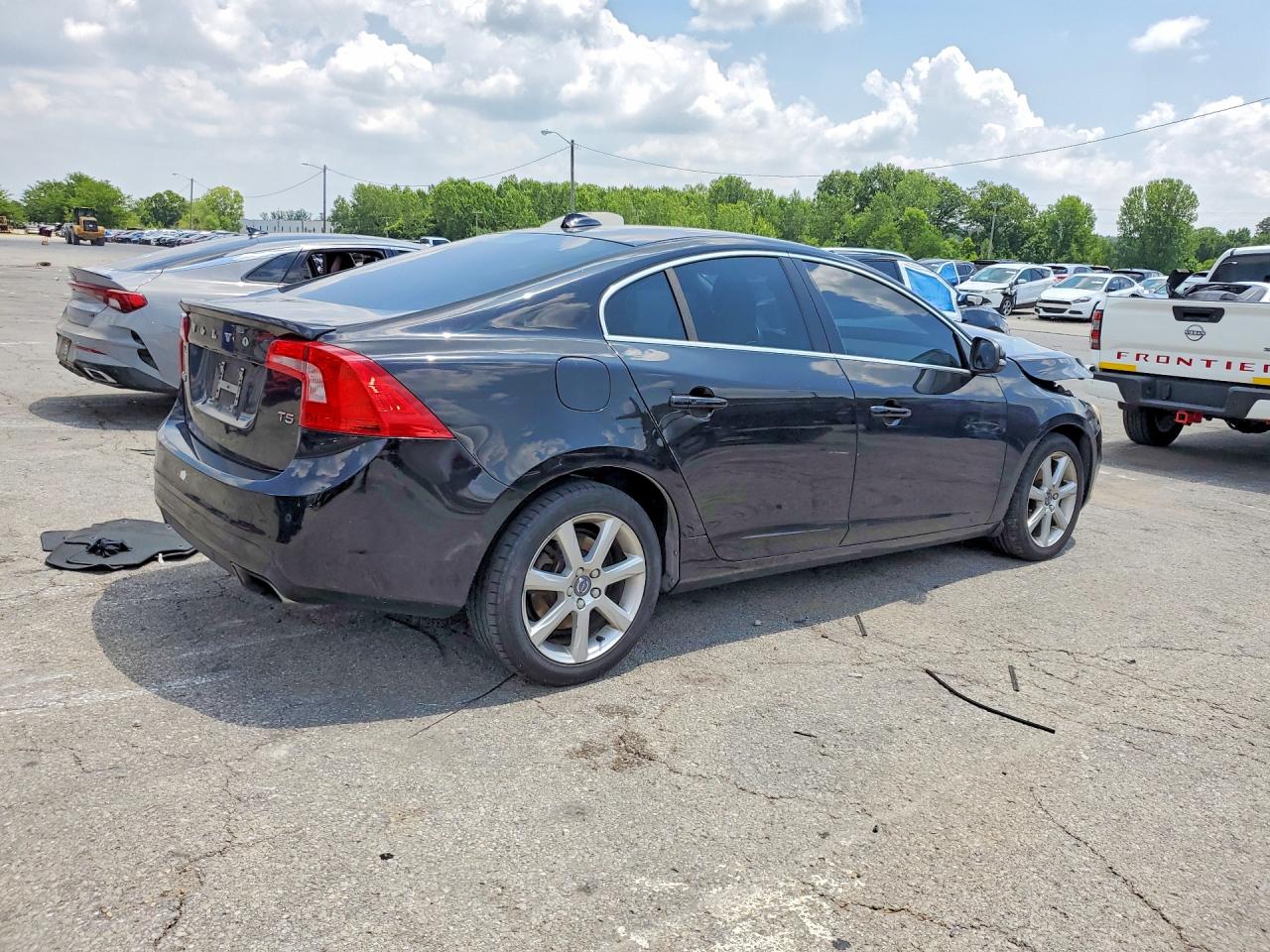 2016 VOLVO S60 SV33 Premier