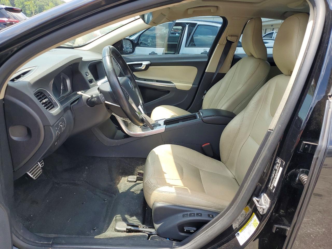 2016 VOLVO S60 SV33 Premier