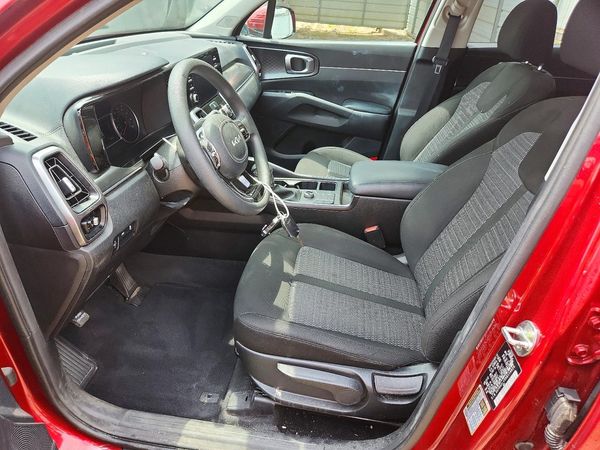 2022 KIA SORENTO LX