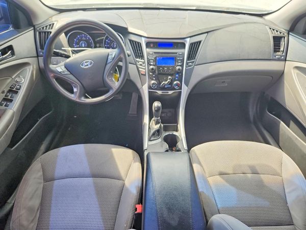2013 HYUNDAI SONATA GLS/ GLS Popular