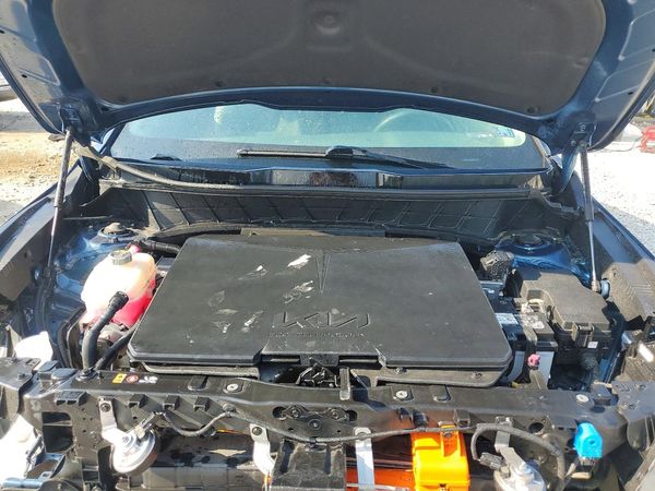 2023 KIA NIRO Wind