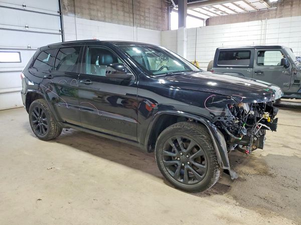 2018 JEEP GRAND CHEROKEE LAREDO 4X4