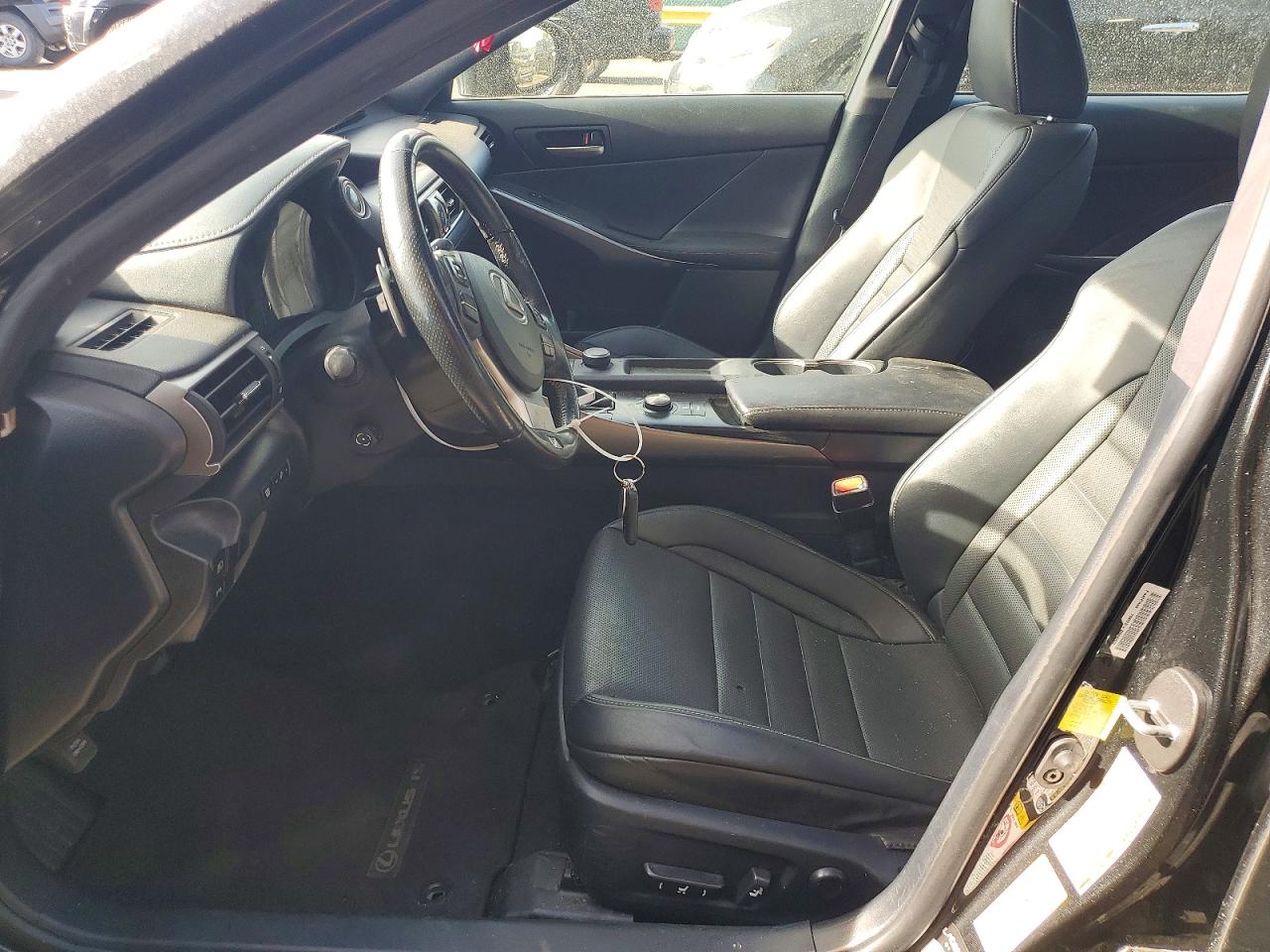 2018 LEXUS IS 300