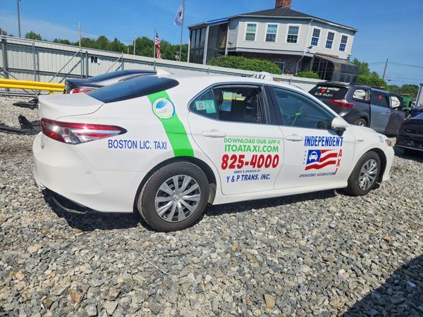 2020 TOYOTA CAMRY