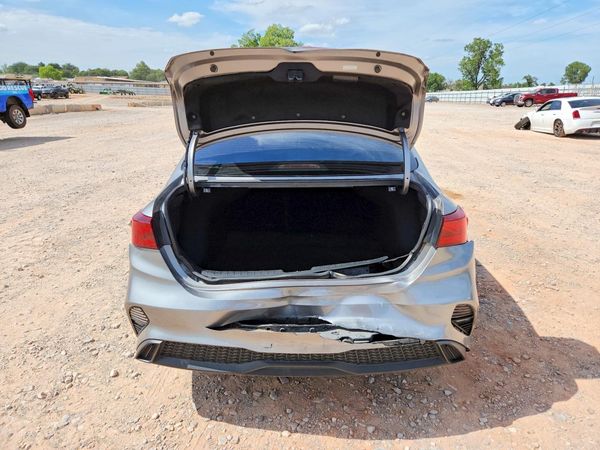 2022 KIA FORTE FE, LXS
