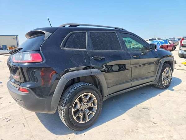 2020 JEEP CHEROKEE TRAILHAWK 4X4