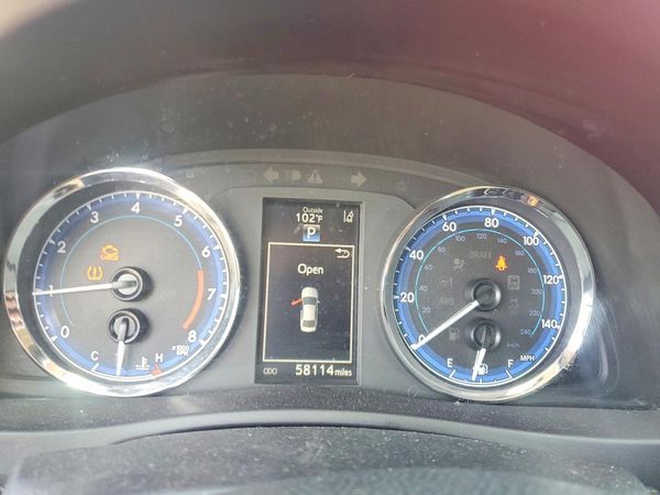 2019 TOYOTA COROLLA