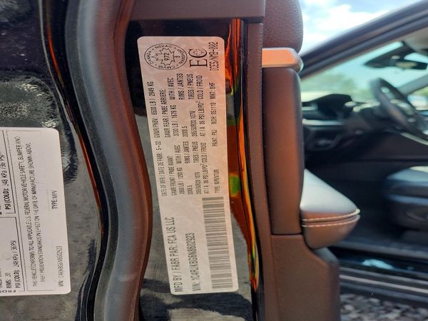 2022 JEEP GRAND CHEROKEE L LIMITED 4X4