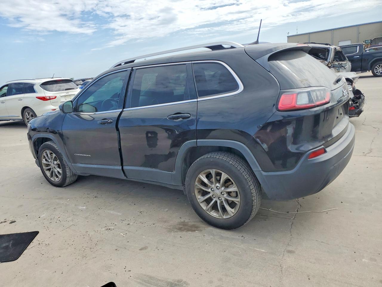 2019 JEEP CHEROKEE LATITUDE PLUS FWD