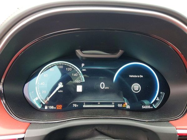2023 GENESIS GV70