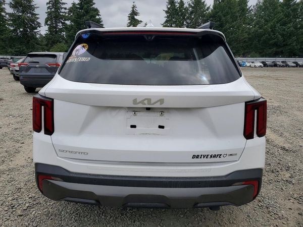 2024 KIA SORENTO