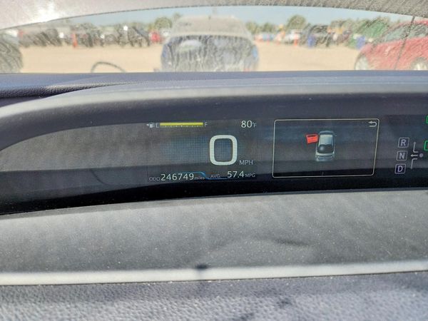 2017 TOYOTA PRIUS