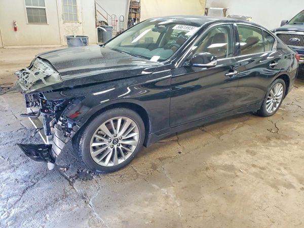 2023 INFINITI Q50