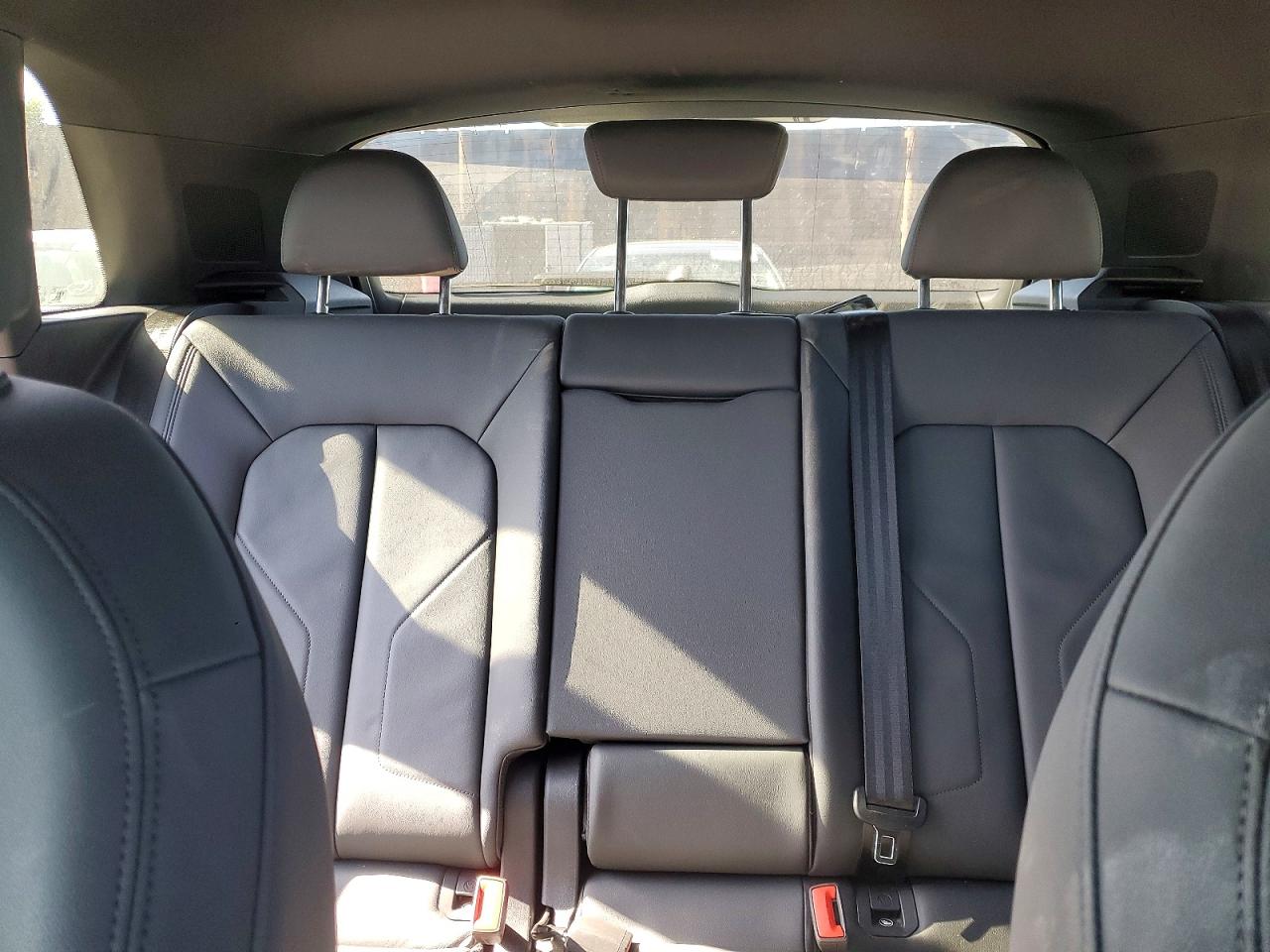 2022 AUDI Q3 quattro Premium