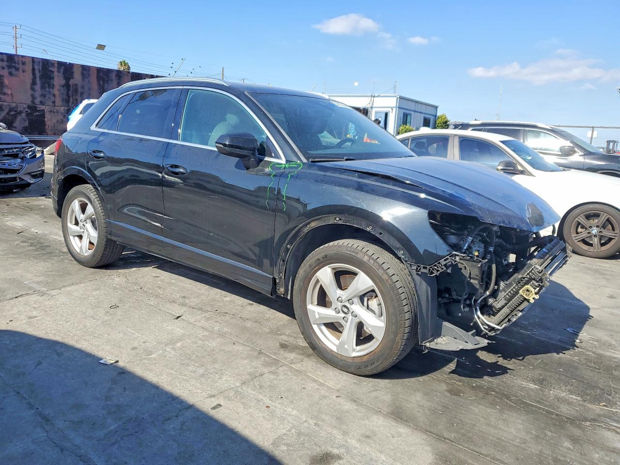 2022 AUDI Q3 quattro Premium