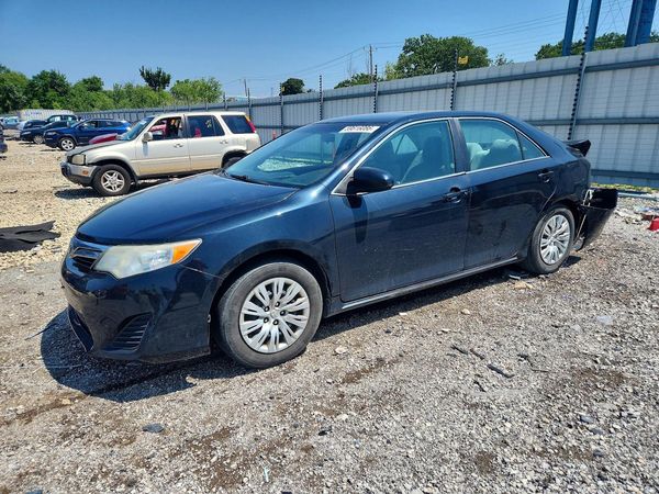 2013 TOYOTA CAMRY