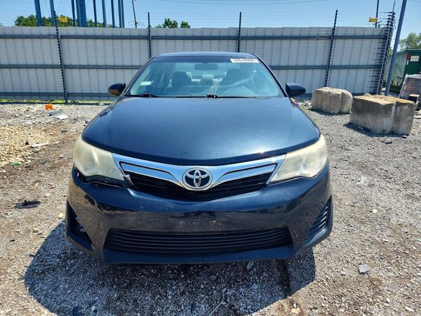 2013 TOYOTA CAMRY