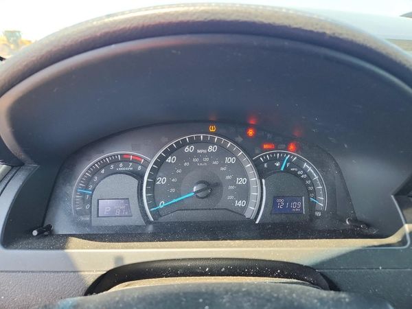 2013 TOYOTA CAMRY
