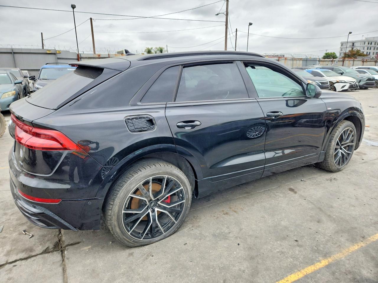 2020 AUDI Q8