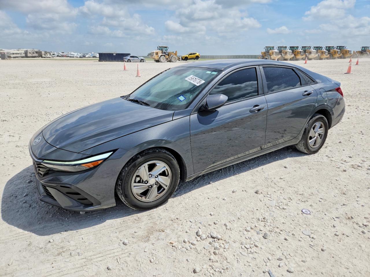 2024 HYUNDAI ELANTRA SE