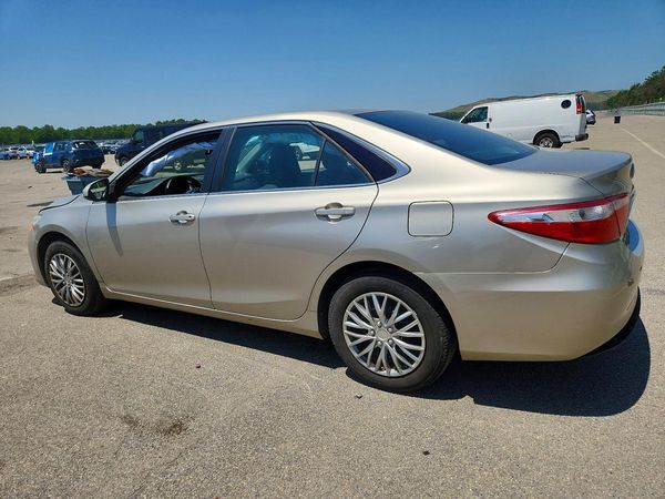 2015 TOYOTA CAMRY