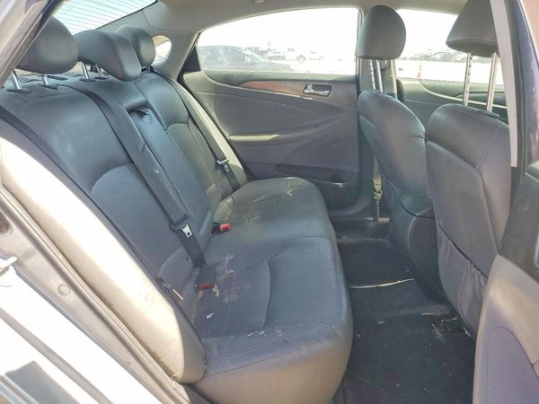 2015 HYUNDAI SONATA GLS(Middle)