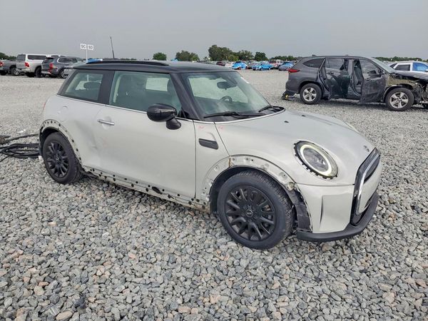 2022 MINI COOPER