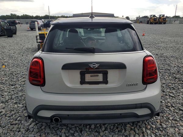 2022 MINI COOPER