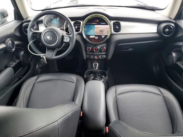 2022 MINI COOPER