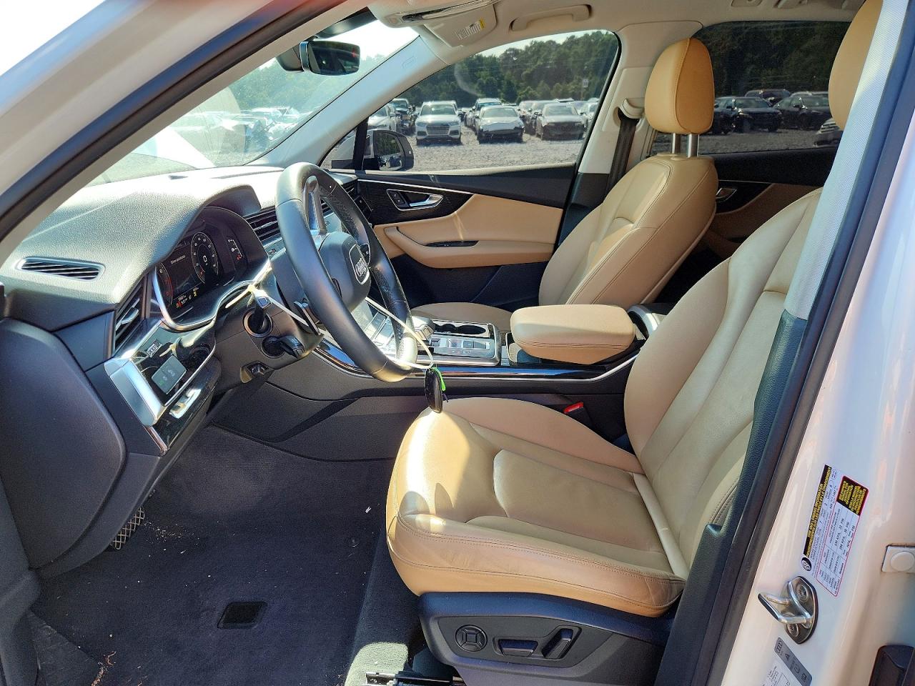 2022 AUDI Q7 quattro Premium
