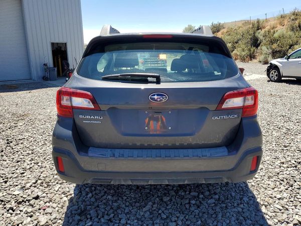 2018 SUBARU OUTBACK Base — DIRR