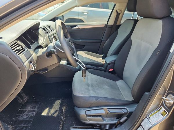2017 VOLKSWAGEN JETTA