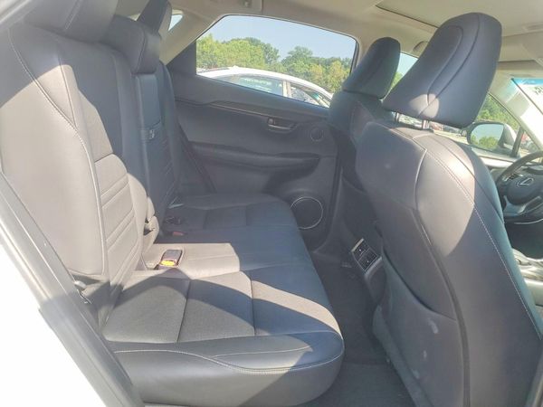 2016 LEXUS NX 200T 200t Luxury