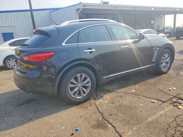 2014 INFINITI QX70