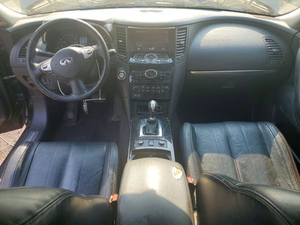2014 INFINITI QX70
