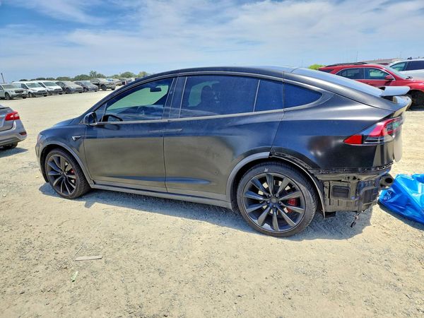 2020 TESLA MODEL X