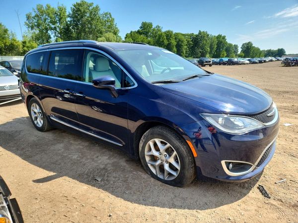 2019 CHRYSLER PACIFICA Touring L Plus