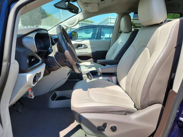 2019 CHRYSLER PACIFICA Touring L Plus