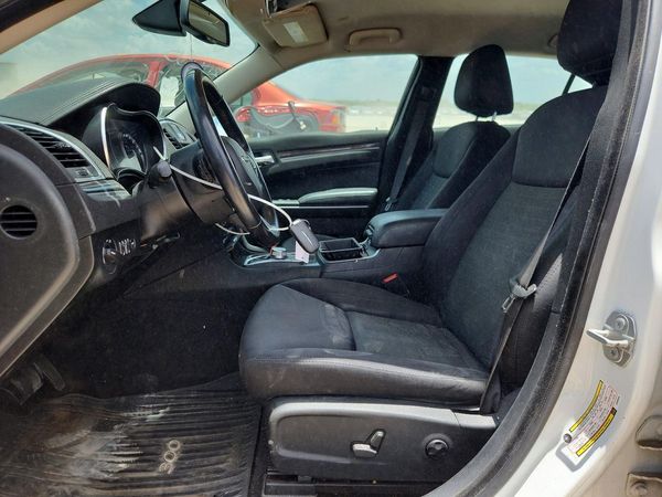 2018 CHRYSLER 300