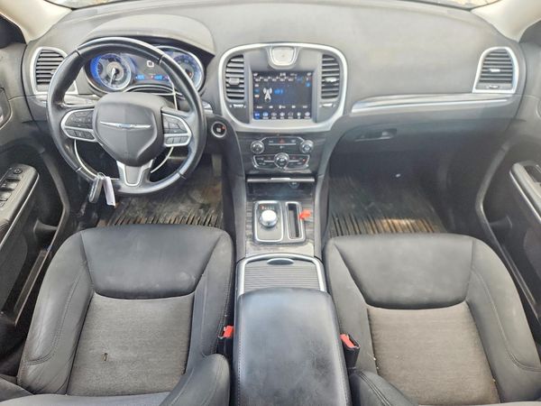 2018 CHRYSLER 300
