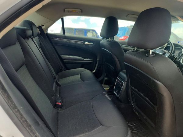 2018 CHRYSLER 300
