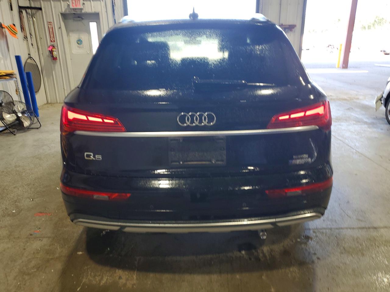 2021 AUDI Q5 quattro Premium Plus