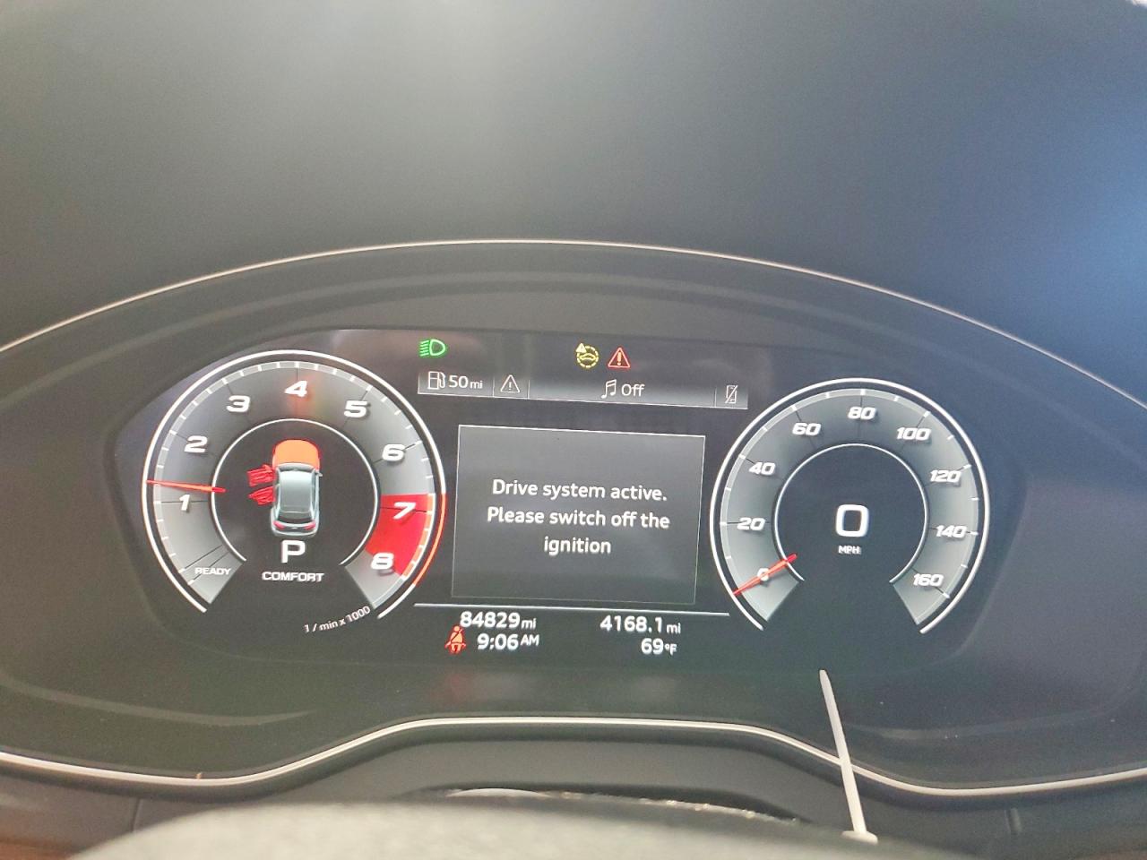 2021 AUDI Q5 quattro Premium Plus