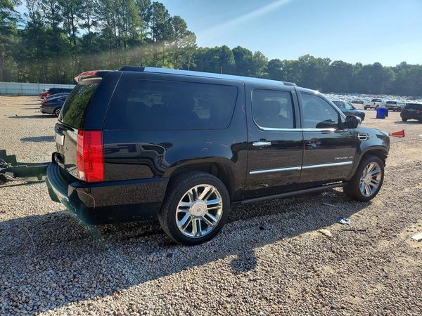 2013 CADILLAC ESCALADE