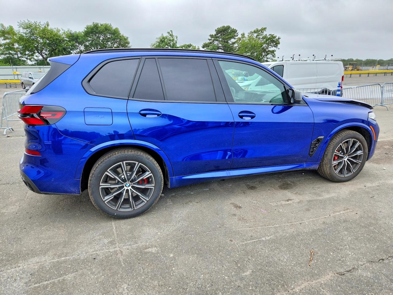 2026 BMW X5 M60i